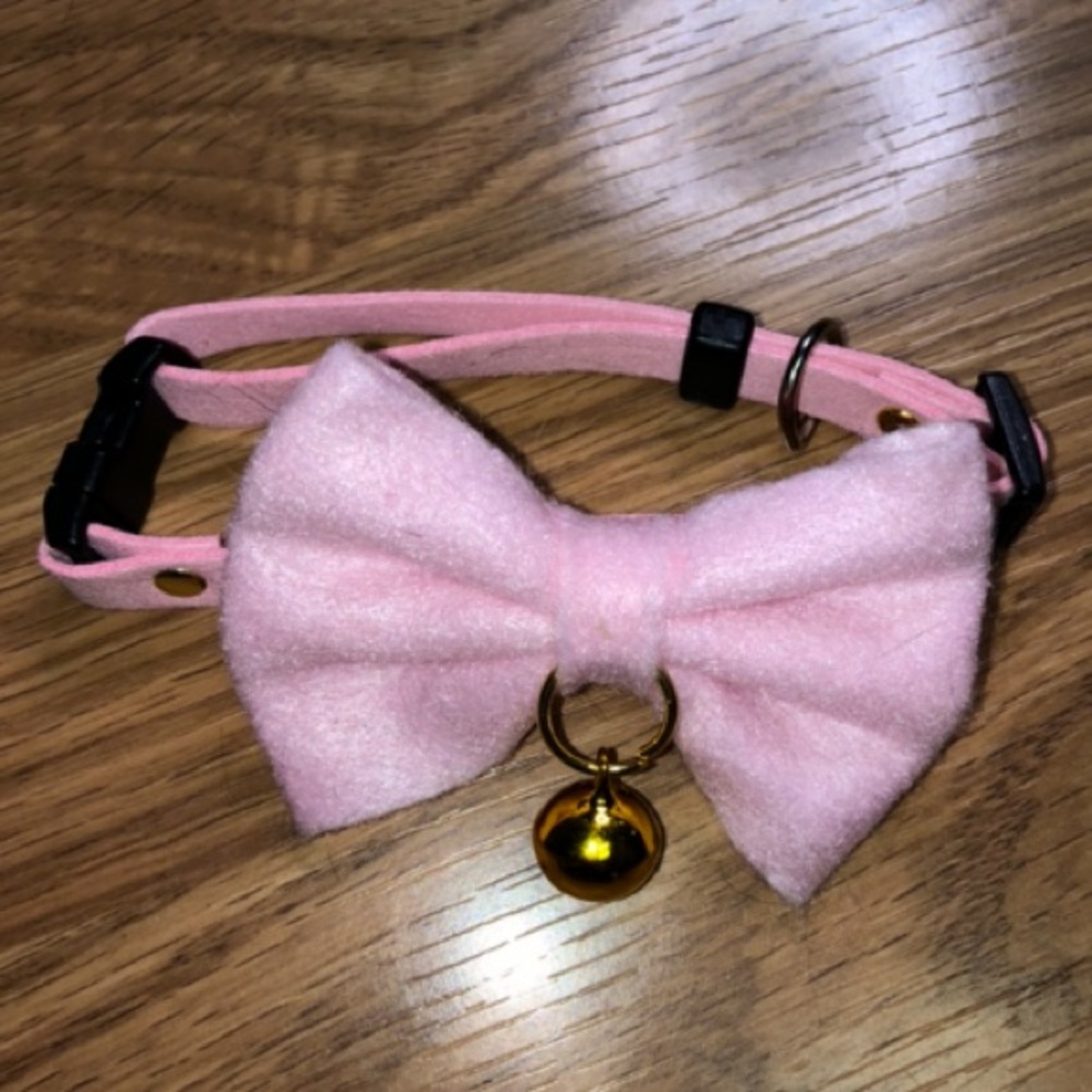 SHEIN Bow Cat Collar